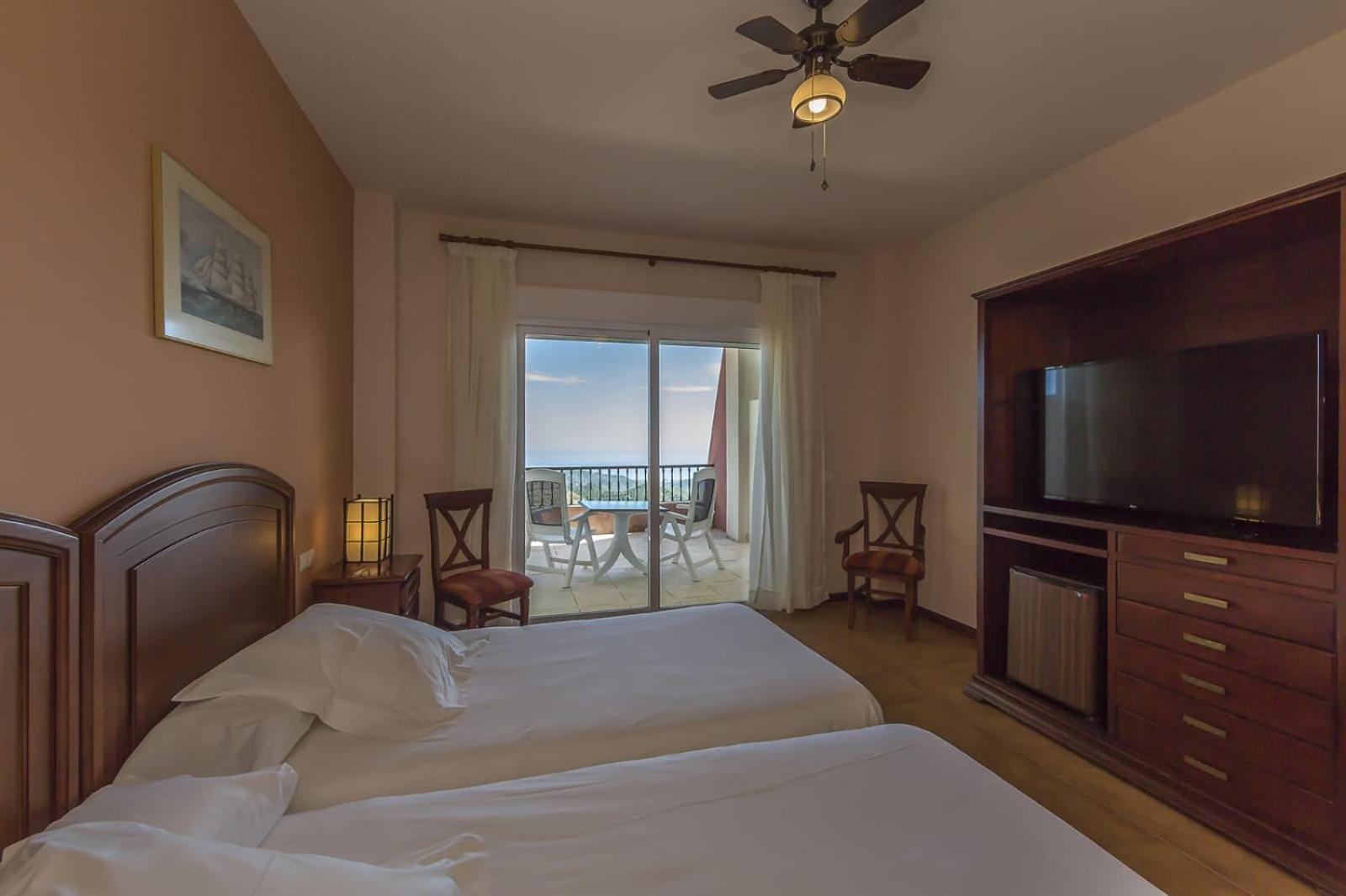 Hotel Wellness Marbella Hills Ojen Ngoại thất bức ảnh
